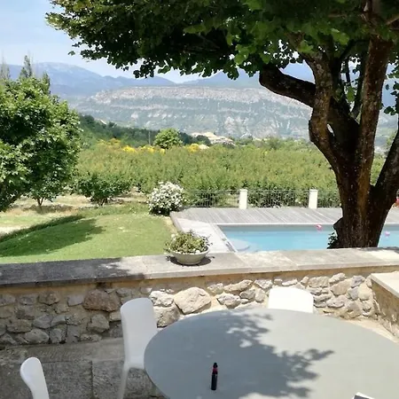 Hébergement de vacances Maison Authentique En Drôme Provençale