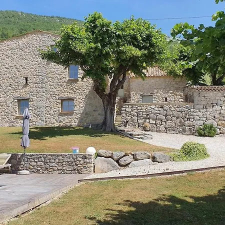 Maison Authentique En Drôme Provençale Hébergement de vacances *