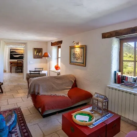 Hébergement de vacances Maison Authentique En Drôme Provençale Montreal-les-Sources