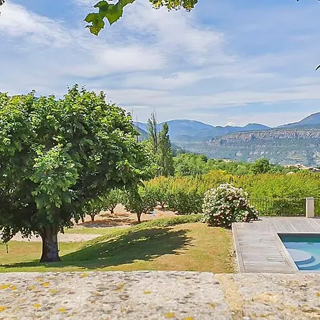 Maison Authentique En Drôme Provençale Hébergement de vacances Montreal-les-Sources